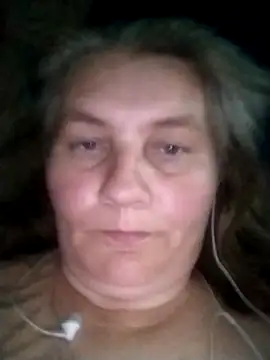 Snapshot of IrisMaris37 chatting on June 27, 2026, 8:19 am IrisMaris37 online show from June 27, 2026, 8:19 am