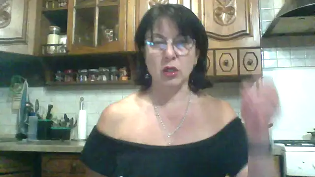Fiona06 online show from May 20, 2026, 7:20 pm