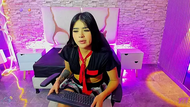 Snapshot of isis_tay1 chatting on May 29, 2026, 3:15 am isis tay1 online show from May 29, 2026, 3:15 am