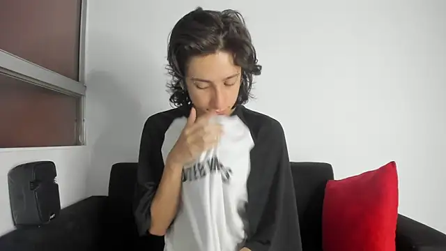 Snapshot of Onion_knight chatting on June 8, 2026, 1:20 am Onion knight online show from June 8, 2026, 1:20 am