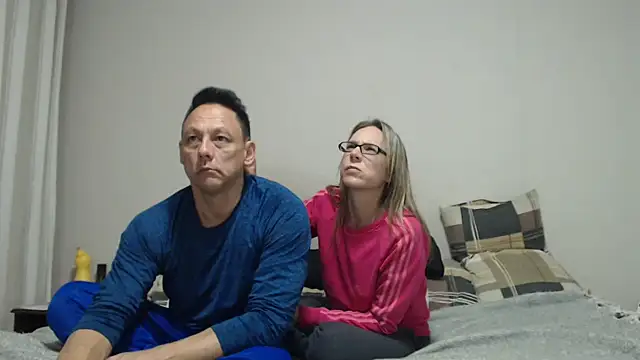 blondiesin50 online show from June 18, 2026, 6:56 pm