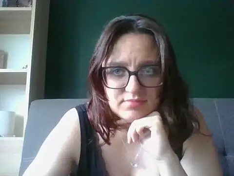 sensual paris online show from June 3, 2026, 5:32 am