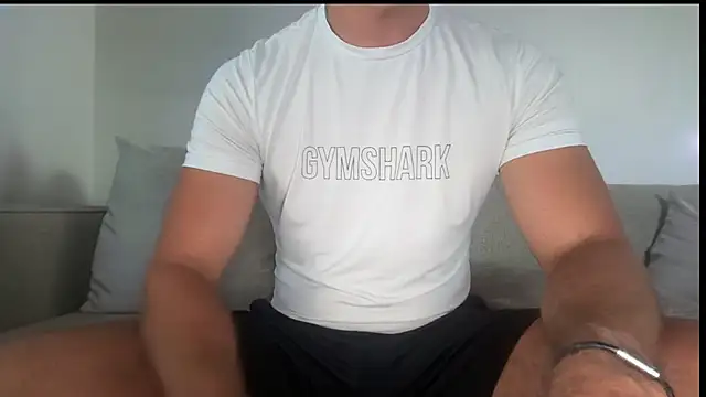 Snapshot of gymshrk chatting on July 4, 2026, 6:41 am gymshrk online show from July 4, 2026, 6:41 am