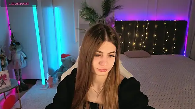 Dayana Mood online show from May 21, 2026, 6:42 am