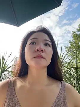 xiaochengzi505 online show from July 2, 2026, 1:27 am