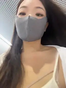 xiaochengzi505 online show from July 23, 2026, 1:58 am