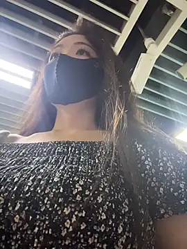 xiaochengzi505 online show from July 24, 2026, 1:47 am