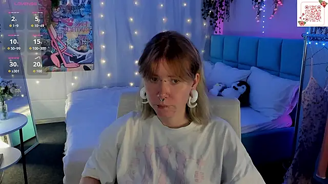 Elira Vane online show from June 29, 2026, 2:40 am