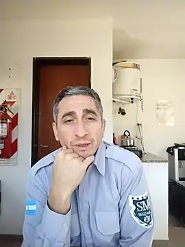 Alejandro83bsf online show from July 6, 2026, 3:03 pm