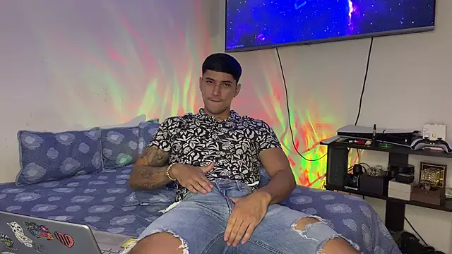 SexxxySquirterStev777 online show from June 19, 2026, 11:14 am