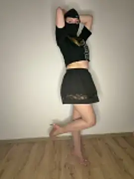 SweetyLucy555 online show from May 29, 2026, 9:46 pm