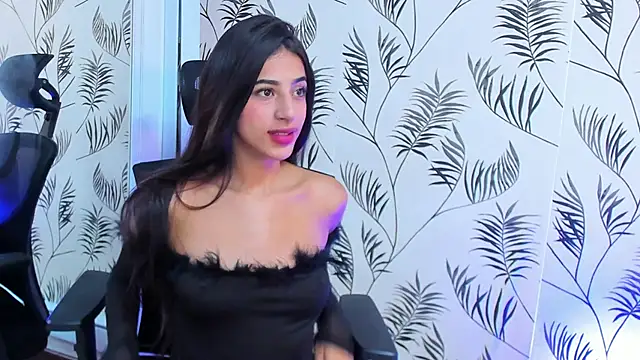 SophiaRivers online show from April 28, 2026, 1:27 pm