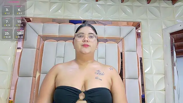 Aria bbw22 online show from July 26, 2026, 7:32 pm