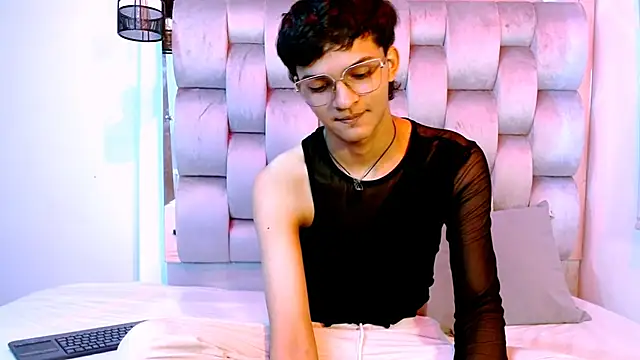 SahirCharm online show from June 20, 2026, 5:27 pm