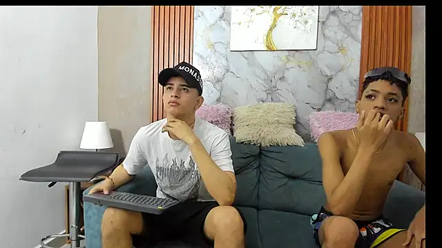 LOVE GUYS1 online show from June 19, 2026, 1:15 pm