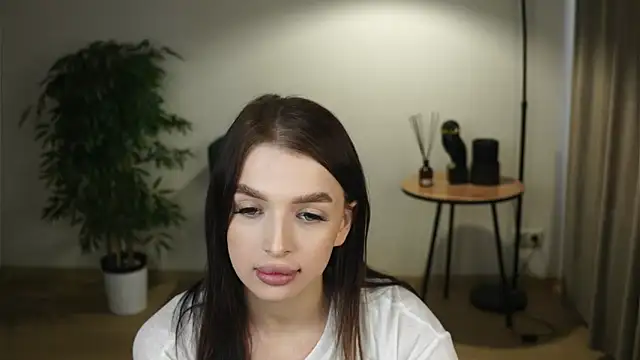 KyongGerrald online show from April 28, 2026, 1:05 pm