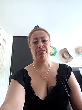 Mila Phone online show from April 28, 2026, 4:45 pm