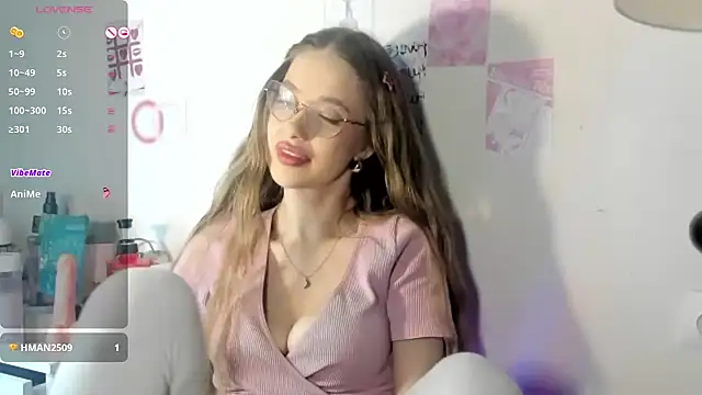 MyChoelove online show from May 28, 2026, 7:44 pm