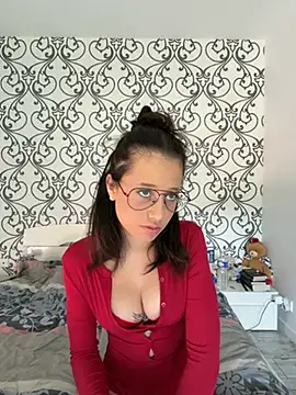 lilou philips online show from May 21, 2026, 12:12 pm