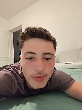 denysio89 online show from June 11, 2026, 5:33 pm