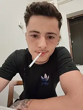 denysio89 online show from June 12, 2026, 7:24 pm