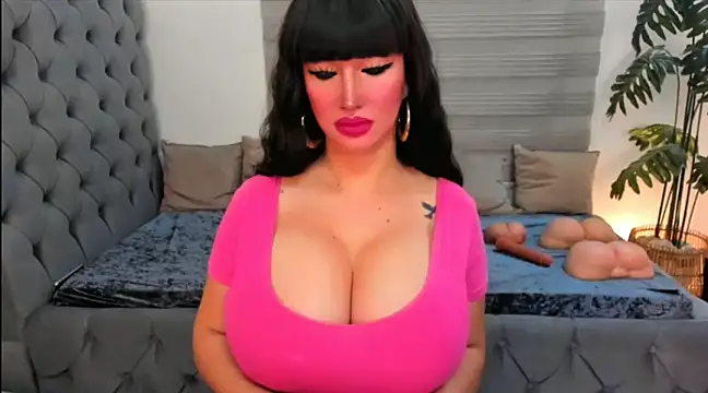 Snapshot of PlayfullMaria chatting on December 8, 2024, 11:14 am PlayfullMaria online show from December 8, 2024, 11:14 am