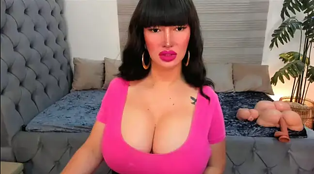 Snapshot of PlayfullMaria chatting on January 5, 2025, 9:47 pm PlayfullMaria online show from January 5, 2025, 9:47 pm