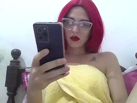 Xoeni online show from May 6, 2026, 7:19 pm