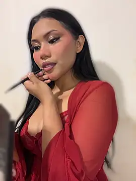 MaddyRossx online show from May 29, 2026, 6:11 am