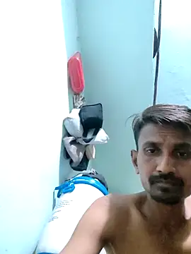 Dipu12390 online show from April 29, 2026, 6:58 pm