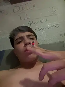 Chrivagg online show from April 29, 2026, 4:38 am