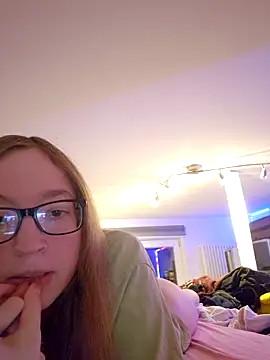 Freaky-Doll online show from June 2, 2026, 10:34 pm