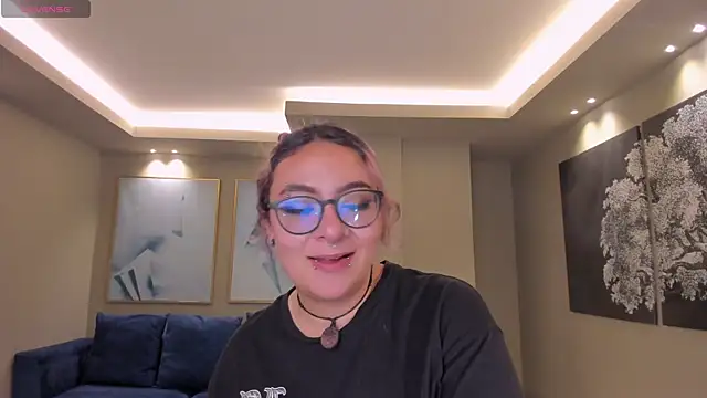 LoiseHarper online show from May 10, 2026, 11:21 pm