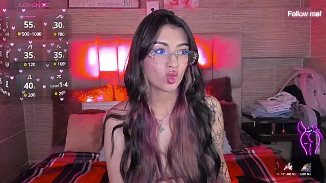 mia smoke  online show from July 30, 2026, 10:09 pm