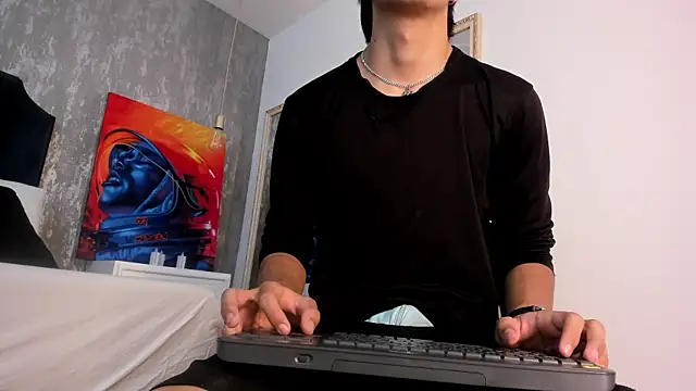 Liam Grayson  online show from May 23, 2026, 1:04 pm