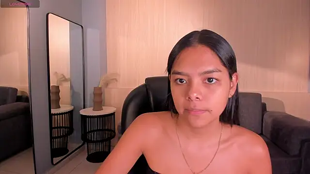 SaphiraJames online show from July 11, 2026, 1:41 am