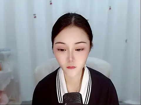 Amy-cnbaby online show from June 1, 2026, 1:29 am
