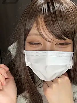 Snapshot of Sakuna_oO chatting on May 6, 2026, 2:22 pm Sakuna oO online show from May 6, 2026, 2:22 pm