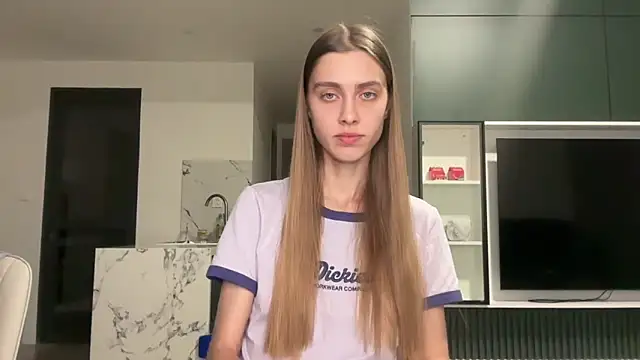 ScarlettBlank online show from May 22, 2026, 11:49 am