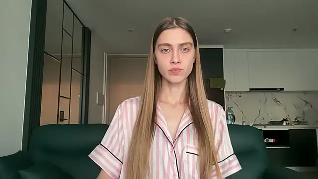 ScarlettBlank online show from May 27, 2026, 10:45 am