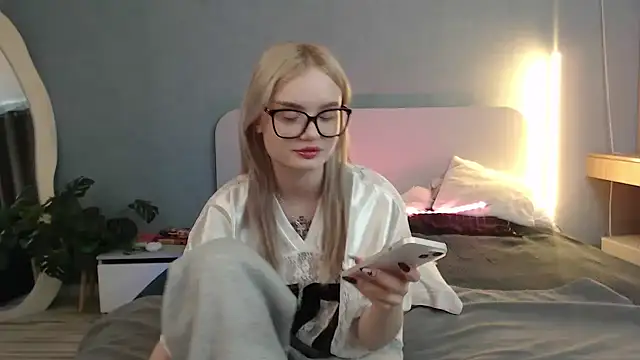 Angel Share online show from May 27, 2026, 12:51 am
