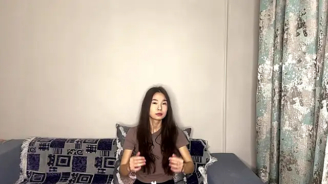 marri bunny online show from May 12, 2026, 5:04 am