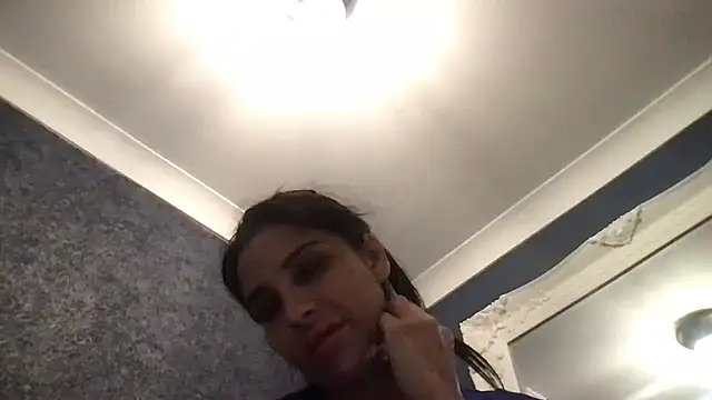 Miss juicybabes online show from May 8, 2026, 2:33 pm
