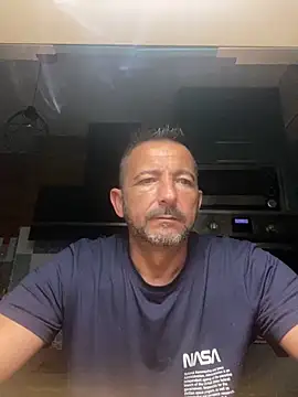 daddy3945 online show from June 10, 2026, 4:01 am