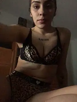 AnitaCat online show from April 30, 2026, 2:12 pm