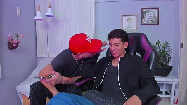 Alejo-and-Thiago online show from May 31, 2026, 2:35 pm