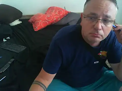 GeorgeCarlo online show from June 8, 2026, 10:26 am