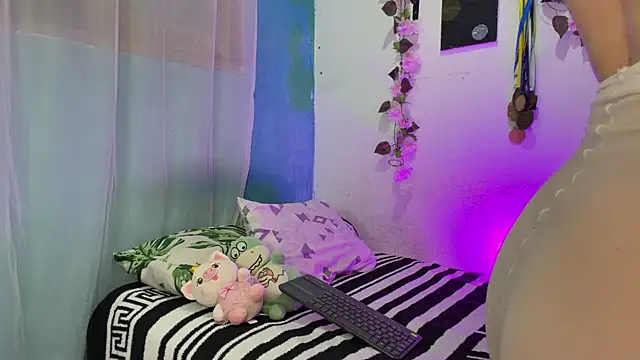  peachyboy online show from June 5, 2026, 3:46 am