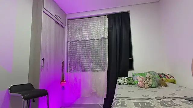  peachyboy online show from July 10, 2026, 4:28 am