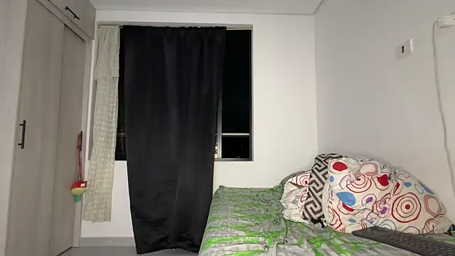  peachyboy online show from July 13, 2026, 3:53 am